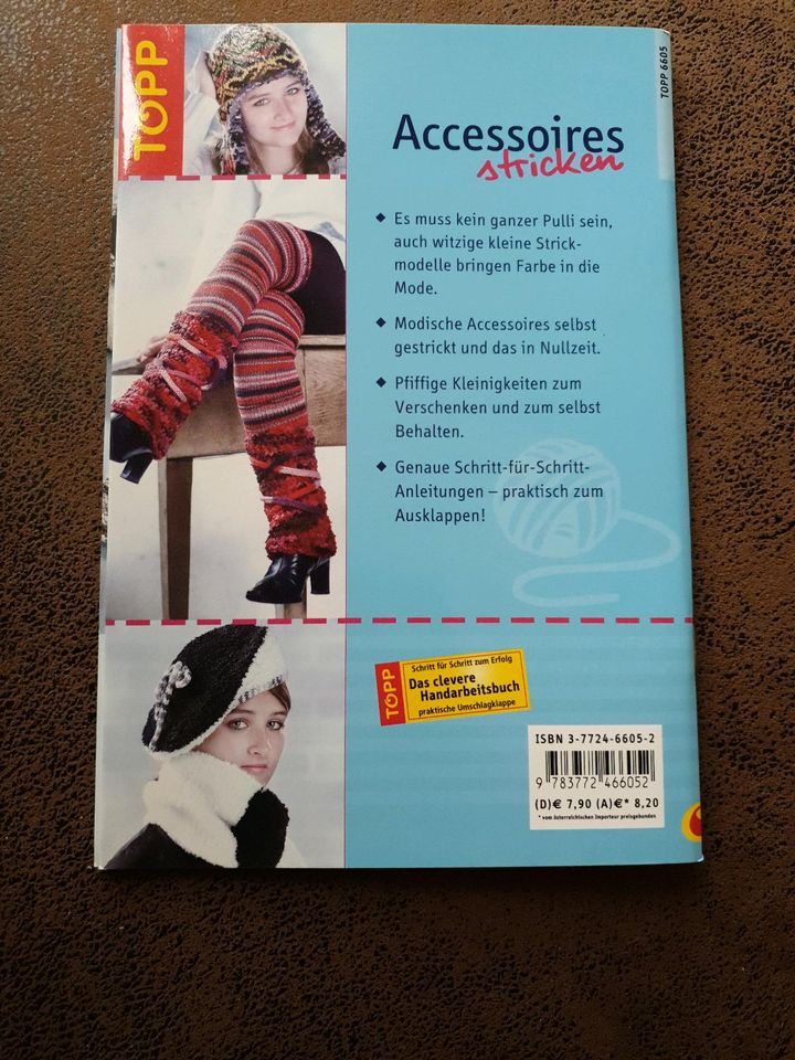 Buch, Accessoires stricken in Bisingen