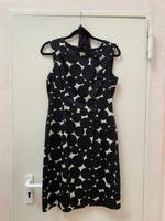 Kleid...Punkte...schwarz/weiß....klassisch Nordrhein-Westfalen - Brilon Vorschau