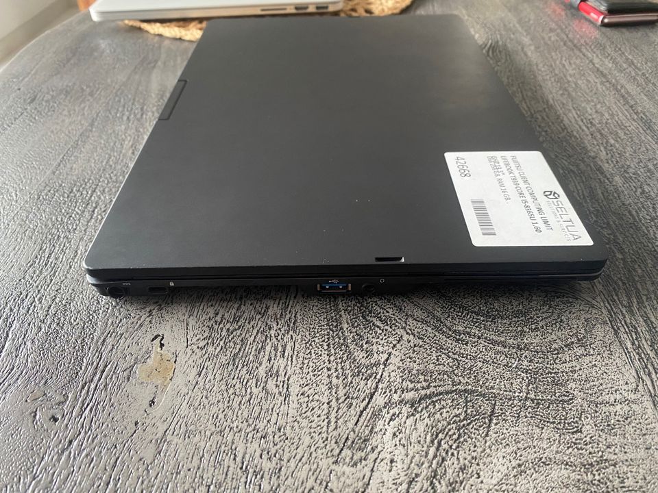 Fujitsu T939 Lifebook Tablet PC Convertible Touch Display Laptop in Sülzetal