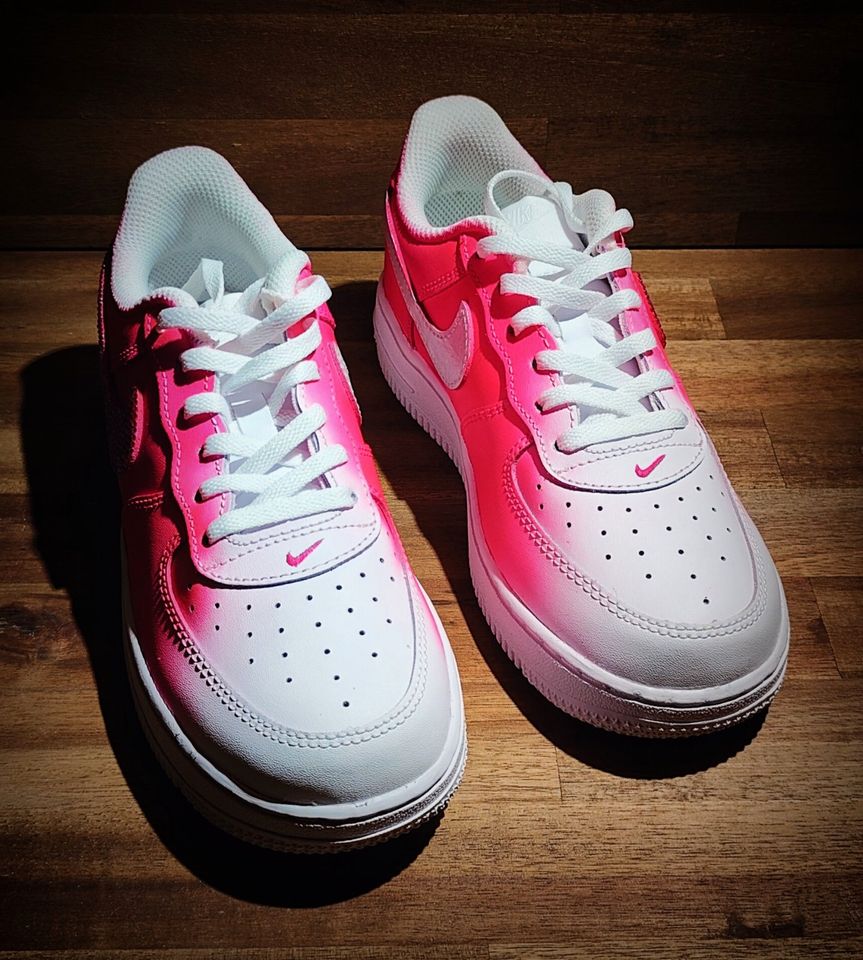 Nike Air Force 1     "Princess" "Barbie" in Berlin