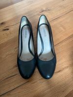 Geox Pumps schwarz Leder 40 Schuhe Business Absatz hoch angenehm Stuttgart - Plieningen Vorschau