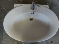 Waschbecken Standart Ideal weiss mit Wasserhahn gebraucht Dortmund - Lütgendortmund Vorschau