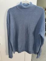 Rollkragenpullover von Review in Hellblau – Größe L Berlin - Wilmersdorf Vorschau