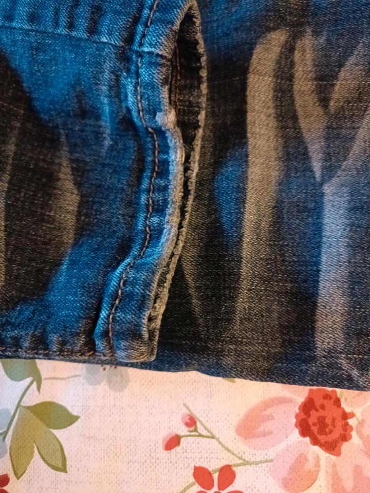 PREME Jeanshose, Hose tolles Design Größe 34 W 33 L gebraucht in Vilseck