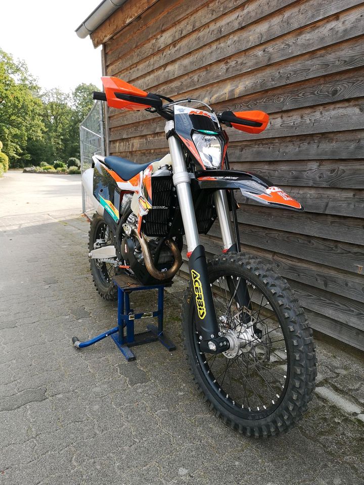 KTM 350 EXC-F 2022 Neuzustand in Groß Oesingen