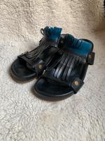Chloe Black Fringe Erika Kiltie Flat Sandal Sandalen Leder Altona - Hamburg Ottensen Vorschau
