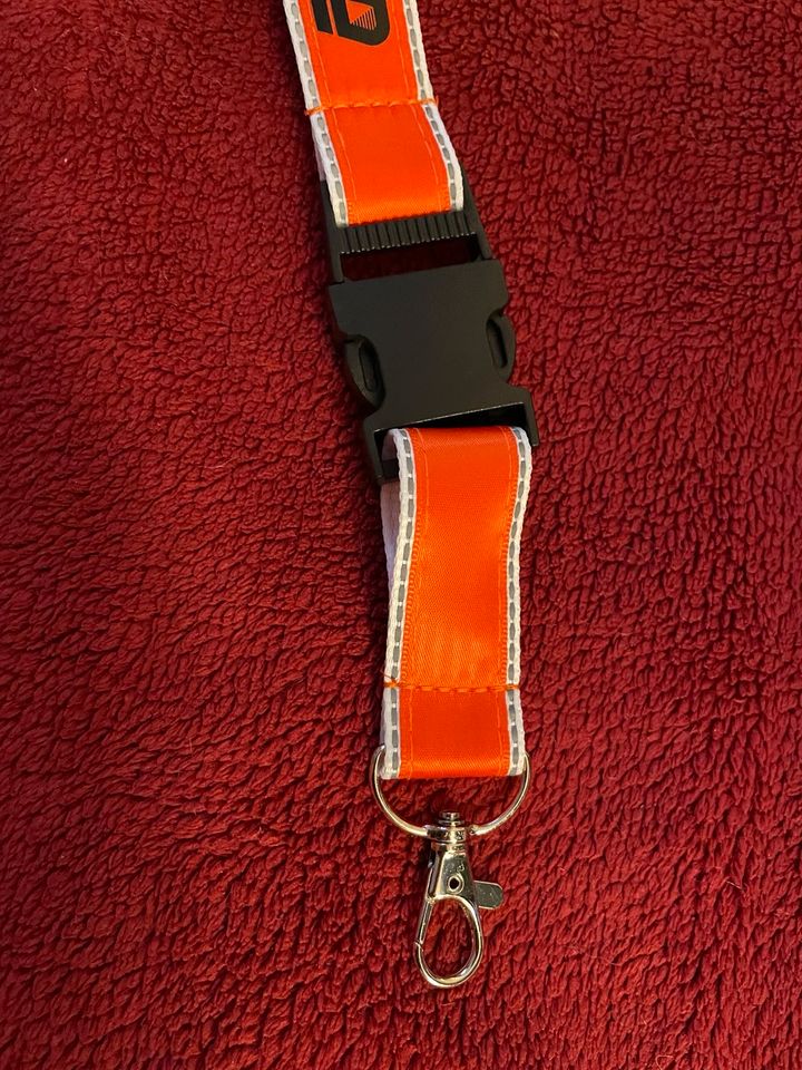 Schlüsselband Lanyard Kantonspolizei Zürich orange neu in Maitenbeth