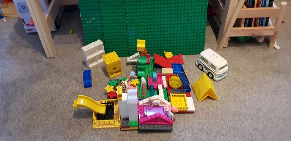 Lego Duplo *Steine/Platten/Sets/Figuren/Tiere/Fahrzeuge/usw* in Dinslaken