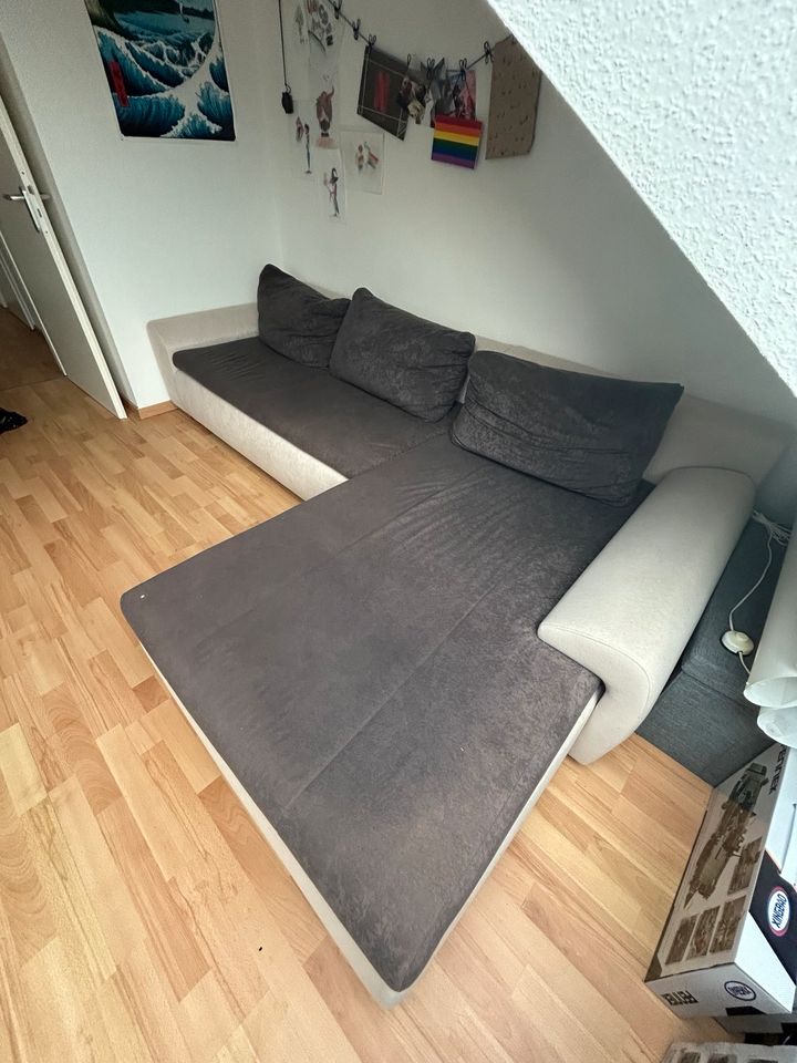 Ausziehbare Schlafcouch/ Sofa in Leipzig