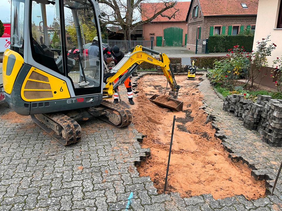 Minibagger - Erdarbeiten, Baggerarbeiten inkl. Fahrer in Neuberg