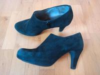 Unisa Ankle Boots 38 Stiefeletten Hochfront Pumps Leder schwarz Nordrhein-Westfalen - Krefeld Vorschau