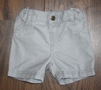 C&A - Baby Shorts (hellgrau, Gr. 68) Sachsen-Anhalt - Magdeburg Vorschau