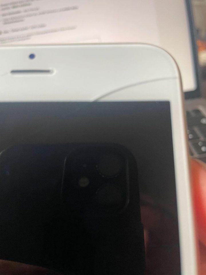 iPhone 6s Plus 64 GB (MKU72ZD/A) in Silber in Roßdorf