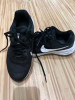 Nike Running Größe 36, Hallenschuhe, Schulsport, Turnschuhe Hessen - Eichenzell Vorschau