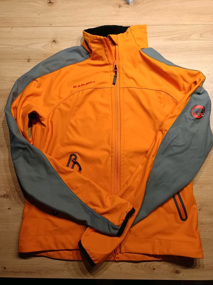 Windbreaker Marke Mammut in Geiselhöring