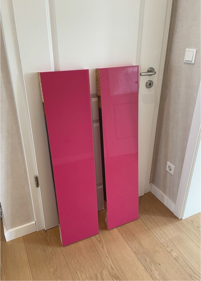 2 Wandregale Ikea Lack Pink, Sonderfarbe in Oyten