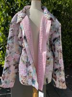 Wendejacke Octaria Jutta Leibfried, Multicolor/rose Gr. 48/50 NEU Hessen - Hanau Vorschau