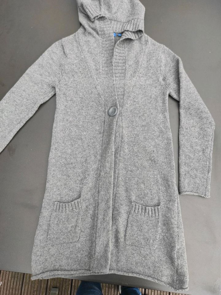 Montego Cardigan Strickjacke 80%Wolle in Bottrop