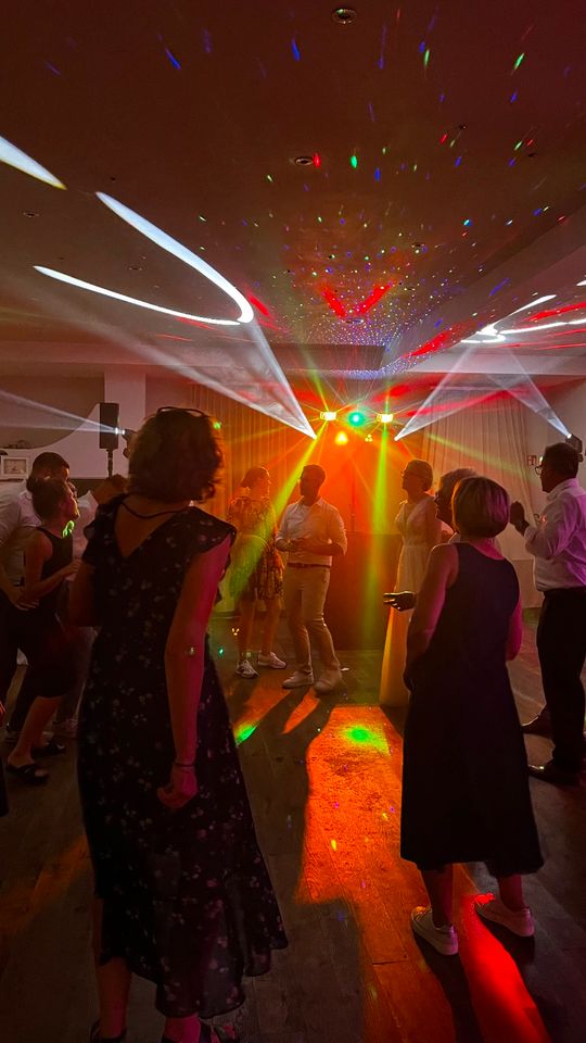 Professioneller DJ für Hochzeit Geburtstag Firmenfeier in Hemer