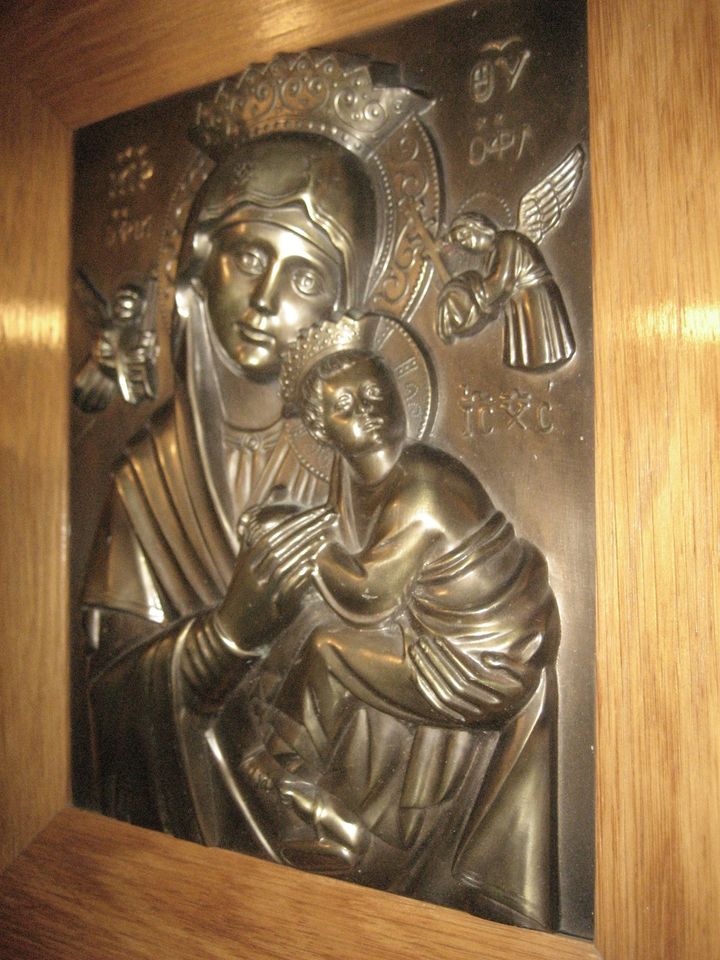 Madonna Mutter Gottes Maria mit Jesuskind, Wandrelief Wandbild in Birkenheide