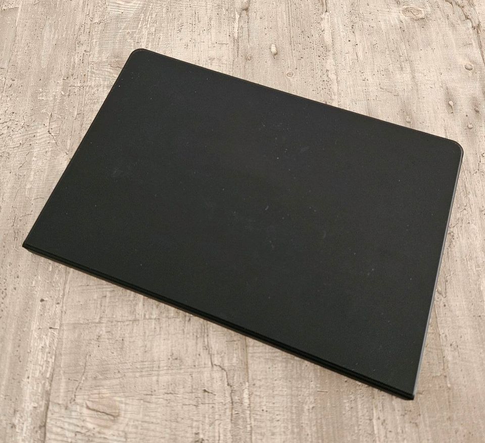 SAMSUNG Book Cover Keyboard Slim Galaxy Tab S9 / S9 FE in München