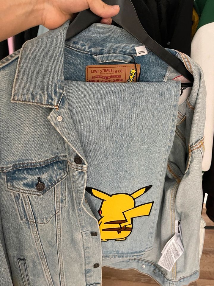 Levi’s x Pokémon 25 th anniversary Denim Jacke vintage Jeans 551 in Herne