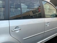 VW Touran 1T Türe Rechts Hinten Highline Silber LA7W Baden-Württemberg - Göppingen Vorschau