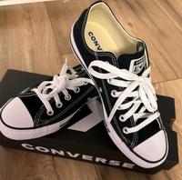 Converse Schuhe / Chuck Taylor All Star Ox Wide Fit Düsseldorf - Bilk Vorschau