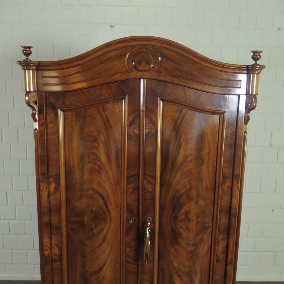 23872 Schrank Louis Philippe 1870 Mahagoni furniert Antik in Nordhorn