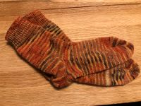 Selbstgestrickte Socken Gr. 40/41 NEU Unisex Nordrhein-Westfalen - Wermelskirchen Vorschau