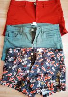 H&M / Divided by H&M Damen Kurze Hosen Short Gr. 36 Neuwertiger Z Bayern - Taufkirchen Vils Vorschau