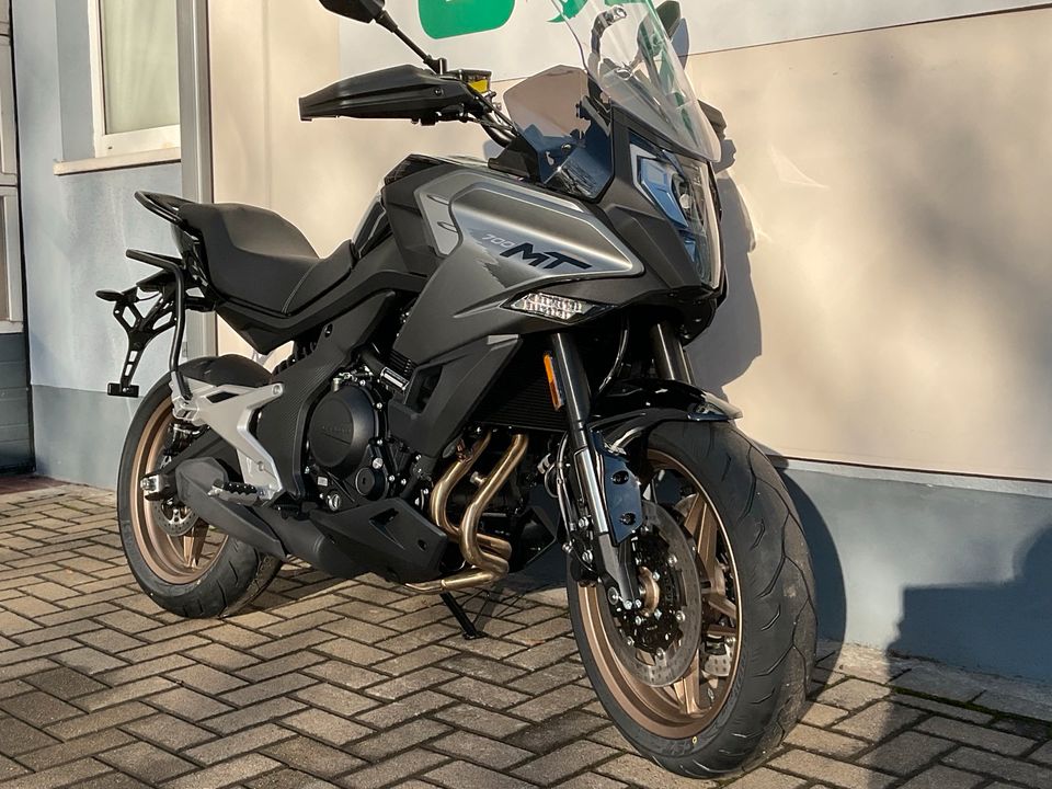 CFMOTO 700 MT 4 Jahre Garantie! Vorführer in Eisleben