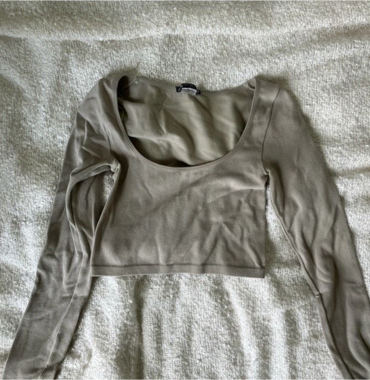 Zara longsleeve in Berlin