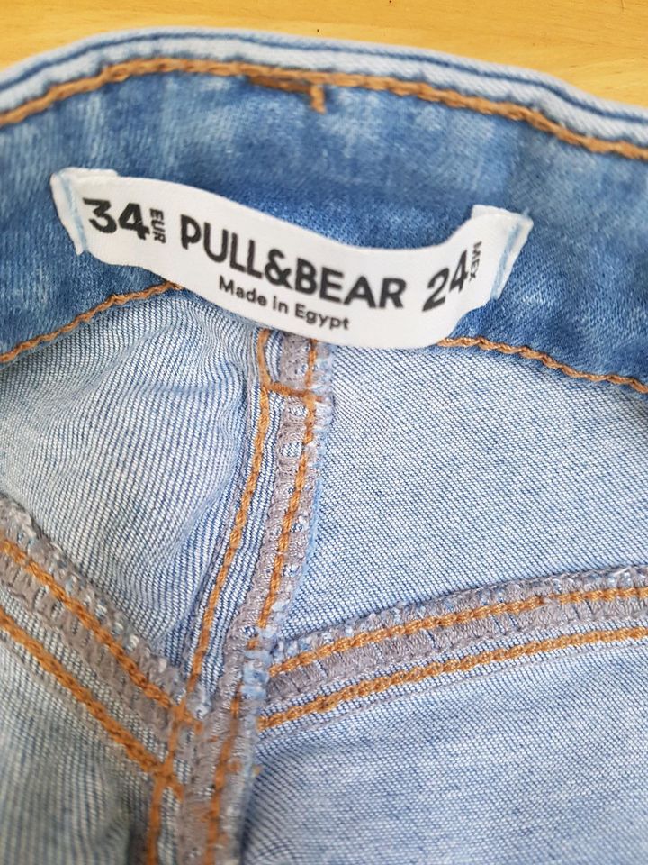 Pull & Bear Jeans Gr. 34 in Bielefeld