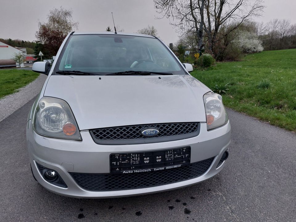 Ford Fiesta, guter Zustand, TÜV neu in Bad Brückenau