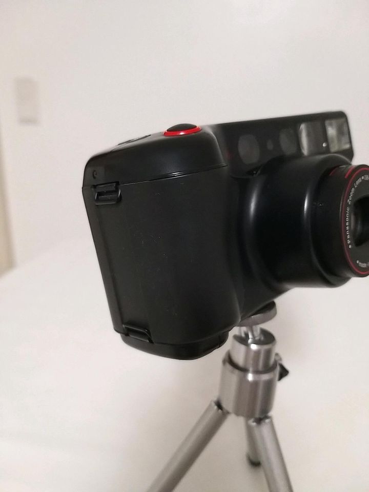 Panasonic C-2000ZM Analog Kamera Made in Japan + Photobatterie in Berlin