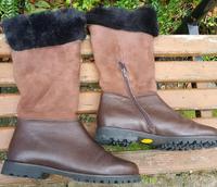 Vibram damen Lammfell Stiefel gr.39 braun fast neu West - Unterliederbach Vorschau