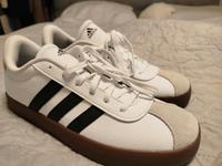 Adidas VI Court 38 Sneaker neu Schleswig-Holstein - Jevenstedt Vorschau