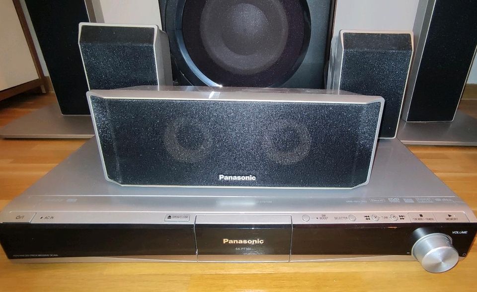 Panasonic Heimkino System SA-PT560 incl. DVD Recorder DMR-EH585 in München