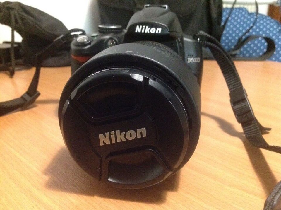 Nikon D5000 wie neu in Buxtehude