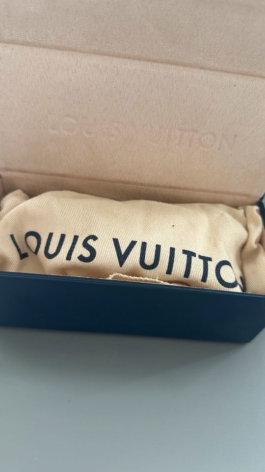 Louis Vuitton Sonnenbrille in Köln