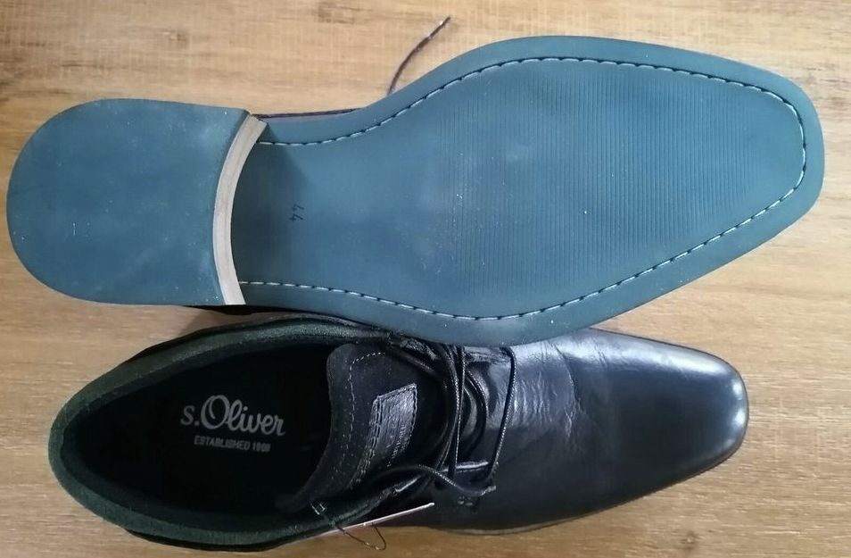 S.Oliver Lederschuhe Anzugsschuhe dunkelblau NEU Größe 44 in Mönchenholzhausen