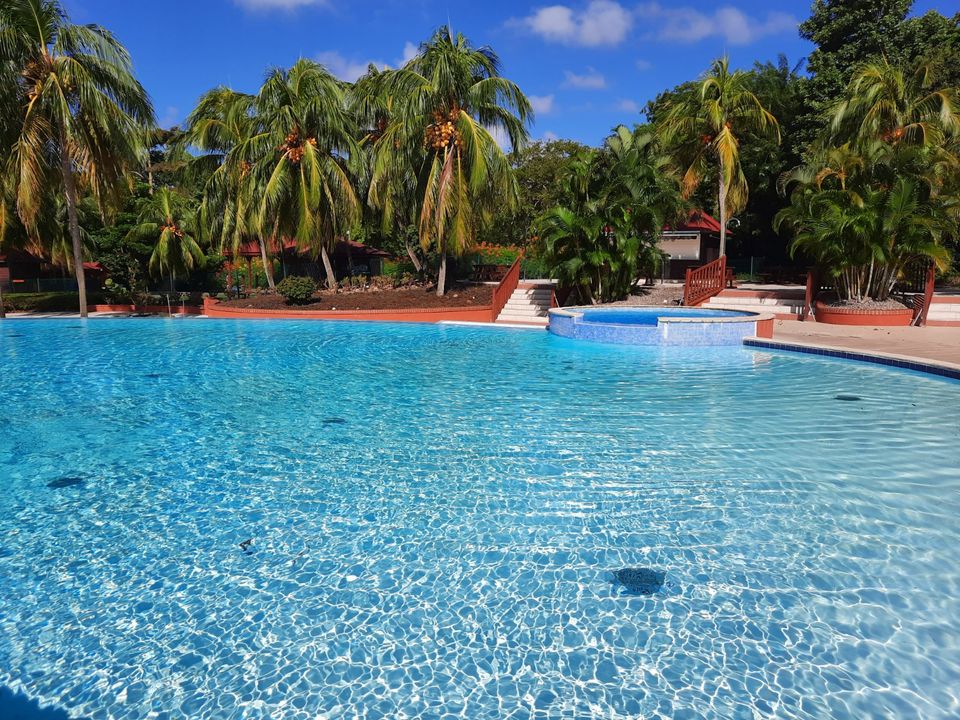 Studio mit Meeresblick am Strand auf Martinique, Karibik in Niedernhausen