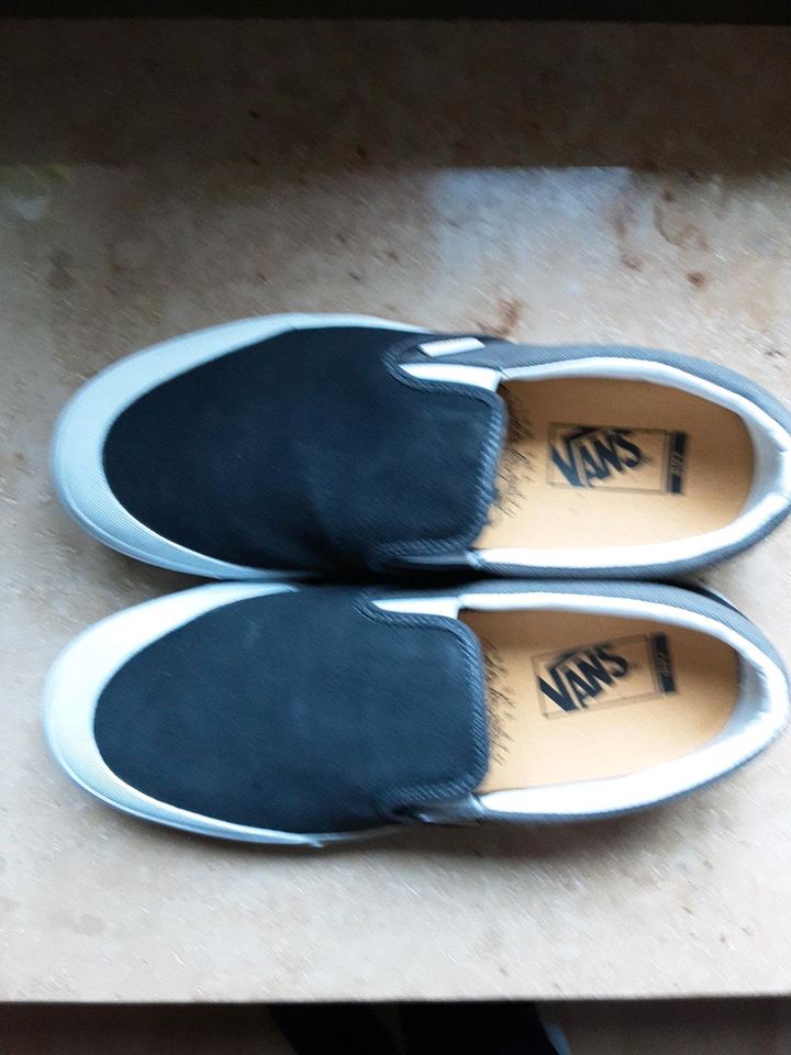 Vans,Unisex,Sneaker  Slip On,Gr.40,5,grau/schwarz wie neu. in Viersen