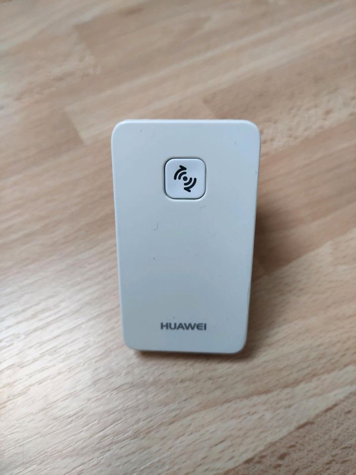 WiFi Repeater Huawei WS 320 in Wallerfangen