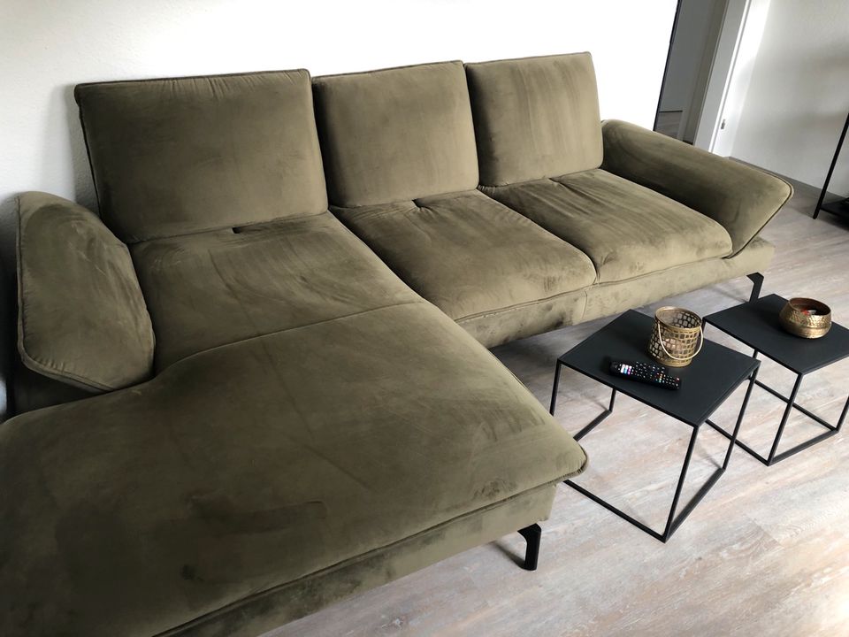 Neuwertige Longchairkombination in Trendfarbe Olive, Sofa/Couch in Bochum