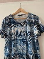 Damen TShirt Größe 50/52. Breite 60 cm Sachsen - Crimmitschau Vorschau