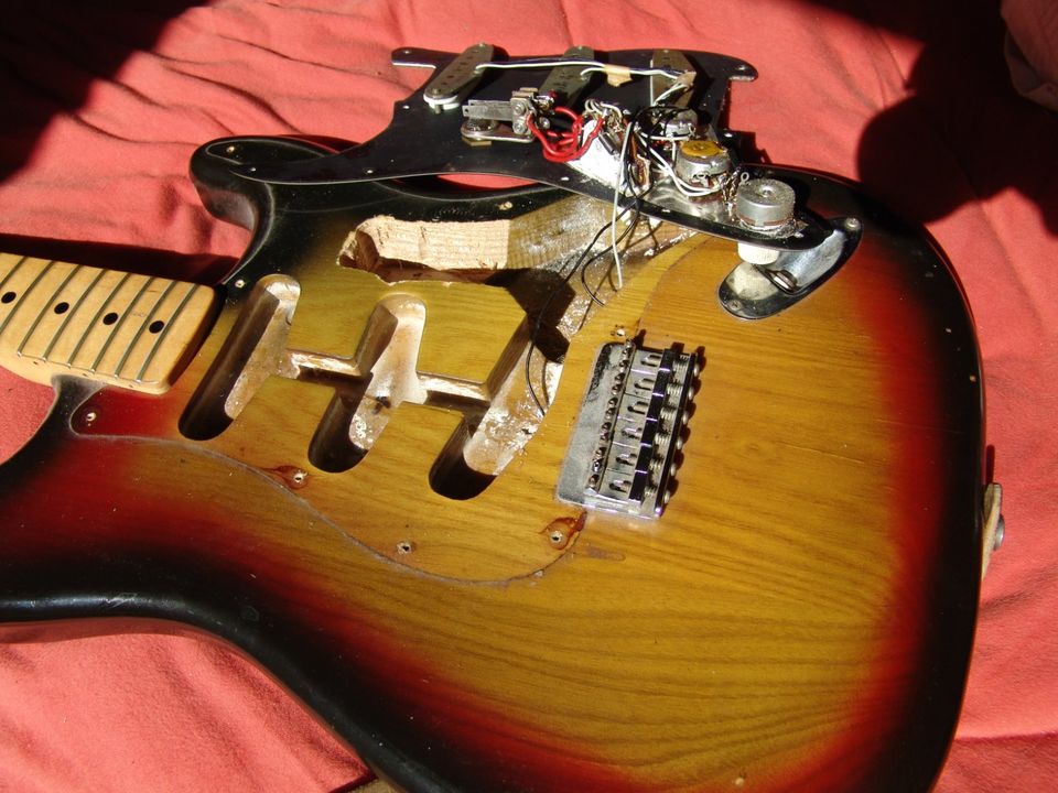 Fender Stratocaster USA 3-tone sunburst hardtail Bj. 1976 in Inning am Ammersee