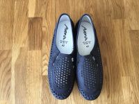 Hochwertige Damen Schuhe von Avena Gr. 42  neu dunkel blau Nordrhein-Westfalen - Detmold Vorschau