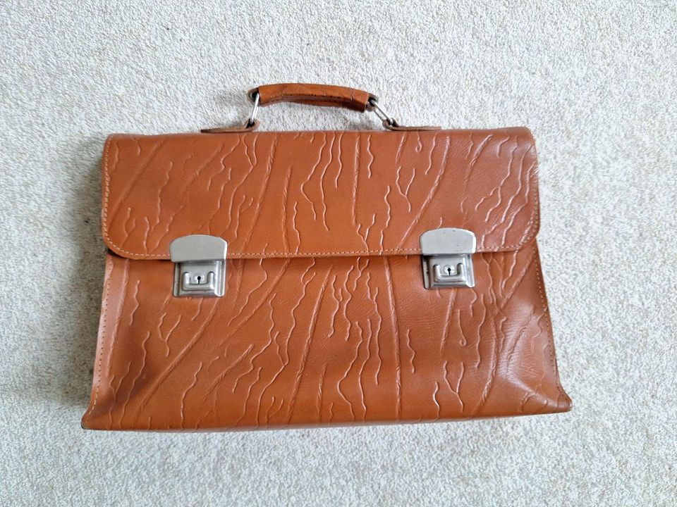 Aktentasche Tasche Leder 1970er in Satrup